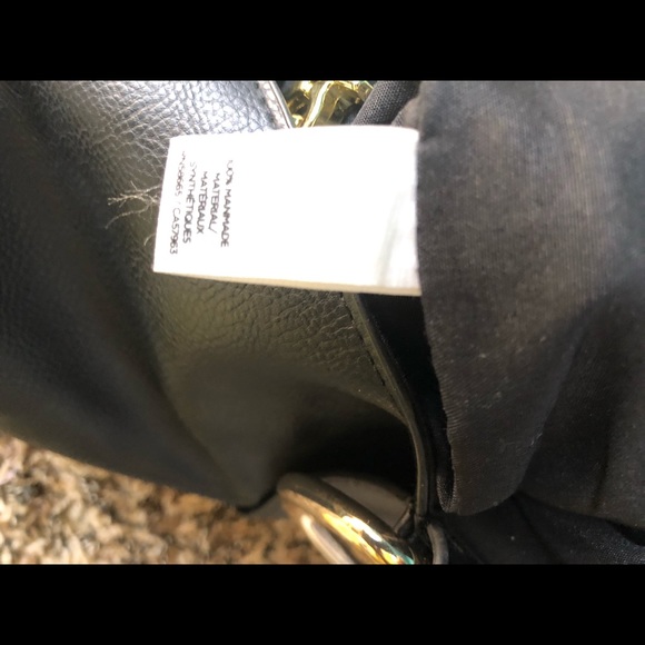BP black bag | and it’s like new in a good condition - Picture 11 of 11